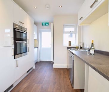 🌟Large Ensuite Room🌟 - Photo 6
