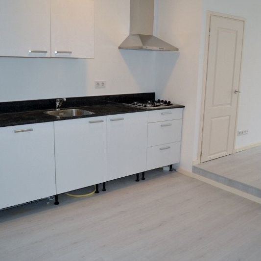 Te huur: Appartement 1e De Riemerstraat in Den Haag - Foto 1