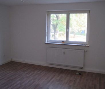 Ihre Zukunft - Ihre Wohnung: Renovierte 3 - Zimmer Wohnung mit Balkon! - Foto 6