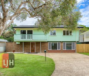 AIR CONDITIONED FIVE BEDROOM HOME WITH INGROUND POOL !! - Photo 5