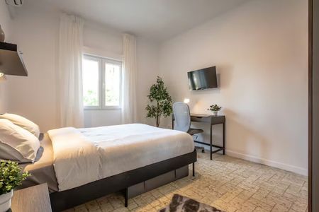 Carrer de Menorca, Valencia, Valencian Community 46023 - Photo 2