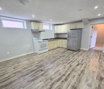 For Lease - 81 Oxford Street Unit# #1, Richmond Hill, Ontario - Photo 3