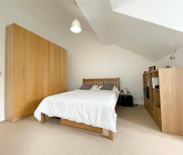 3 bedroom flat to rent - Photo 1