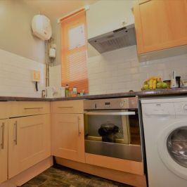 1 bedroom Studio in Flat 5, Leeds - Photo 1