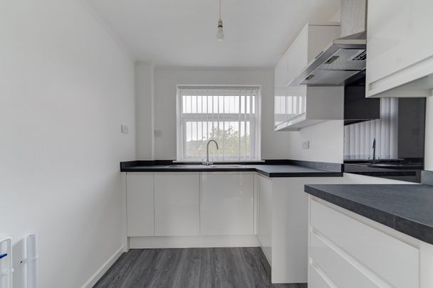 2 bed apartment to rent in Bristol Road South, Birmingham, B31 - Photo 1