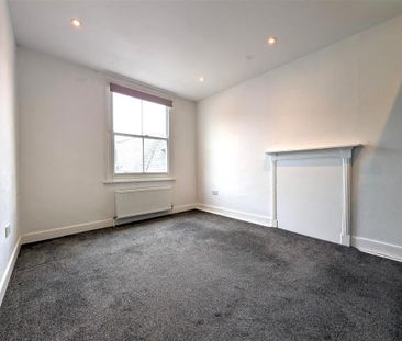 4 bedroom apartment to rent - Photo 3