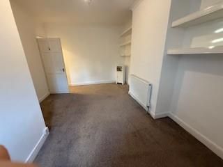 2 bedroom cottage to rent - Photo 1