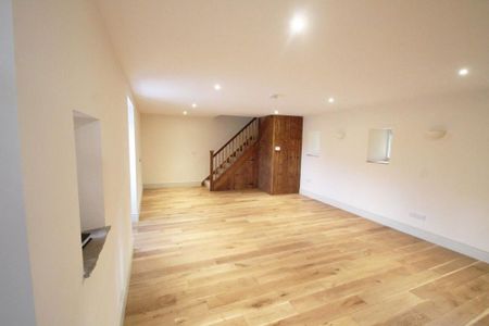 3 bedroom barn conversion to rent - Photo 4