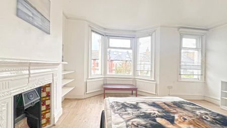 5 bedroom terraced house to rent - Photo 5