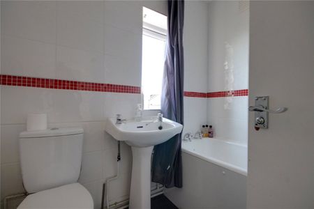 2 bed semi-detached house to rent in Brancepeth Avenue, Middlesbrough, TS3 - Photo 3