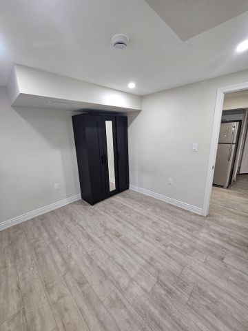 For Lease - 42 Loftsmoor Drive Unit# basement, Brampton, Ontario - Photo 2