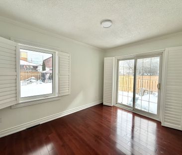 For Lease - 45 Kingsdown Drive Unit# Main, Toronto, Ontario - Photo 2