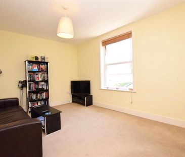 Stanley Road, Teddington - 1 bedroomProperty for lettings - Chasebu... - Photo 3