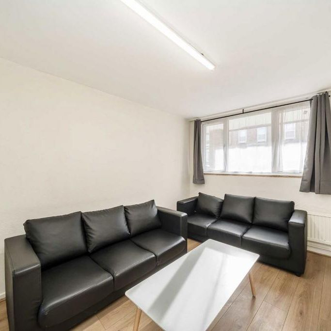 5 bedroom house to rent - Photo 1