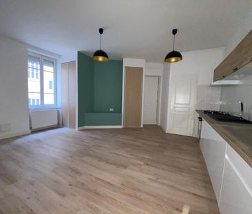 Location Appartement 3 pièces 53m² LYON 7ème - Photo 1