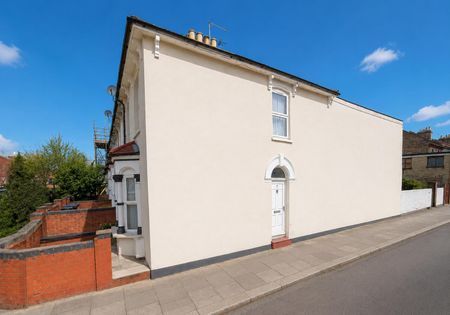 Fairfield Road, London N18 - Photo 5