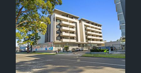 Perfectly positioned two-bedroom apartment - Ground Floor Apartment - Photo 5