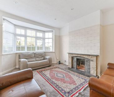 3 bedroom semi-detached house to rent - Photo 4