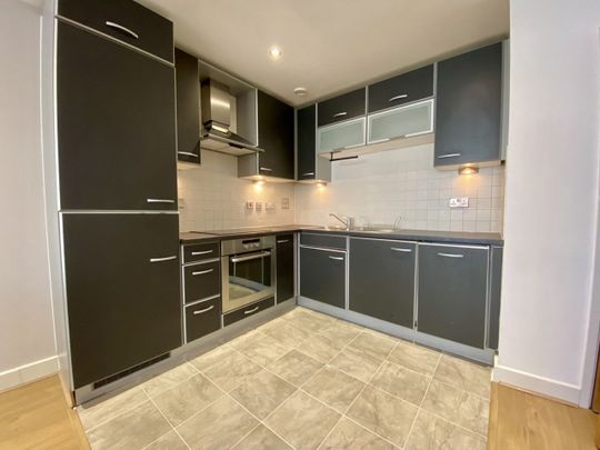 1 Bed Flat, Marmara Apartments, E16 - Photo 1