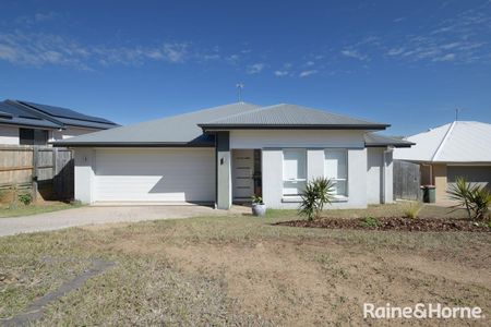 12 Cornforth Crescent, Kirkwood, QLD 4680 - Photo 4