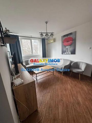 Inchiriere apartament 4 camere Romancierilor - Fotografie 2