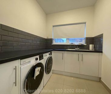 3 bedroom semi-detached house to rent - Photo 6