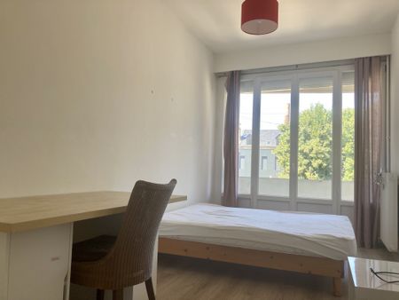 Location Appartement 4 pièces 77m² AMIENS 80000 - Photo 5