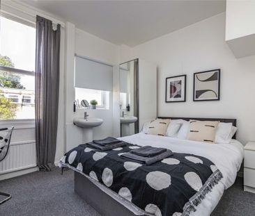 4 bed Mid Terraced House for Rent - Photo 3