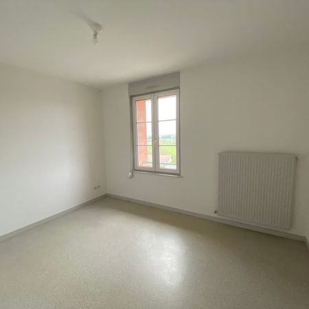 Location - Appartement T3 - 71 m² - Rougemont - Photo 3