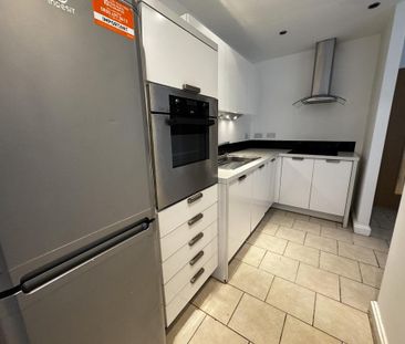 2 bedroom apartment to rent - Photo 6