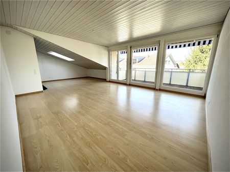 3.5 Zimmer, 104 m², 4. Stock - Photo 2