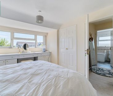 3 bedroom detached house to rent - Photo 6