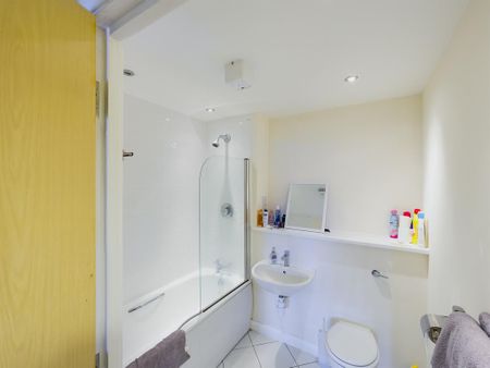 1 bedroom flat to rent - Photo 5