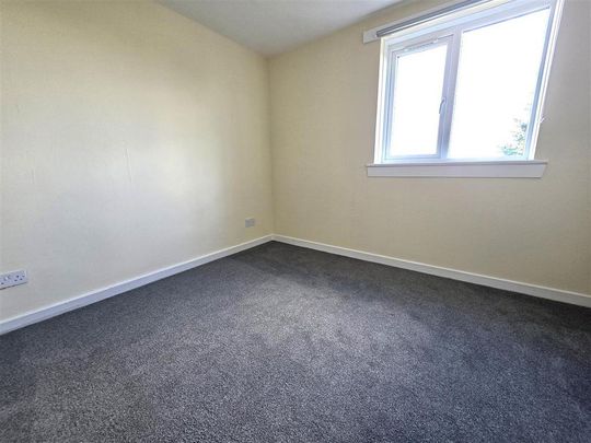 3 bedroom apartment to rent - Photo 1