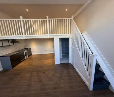 Friern Barnet Road Friern Barnet Road, London, N11 - Photo 1