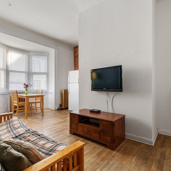 78 Rue Saint-Louis #3 - Photo 1
