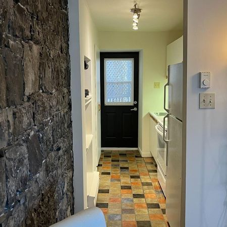 Vieux Québec, 3 et demi, meublé. - Photo 4