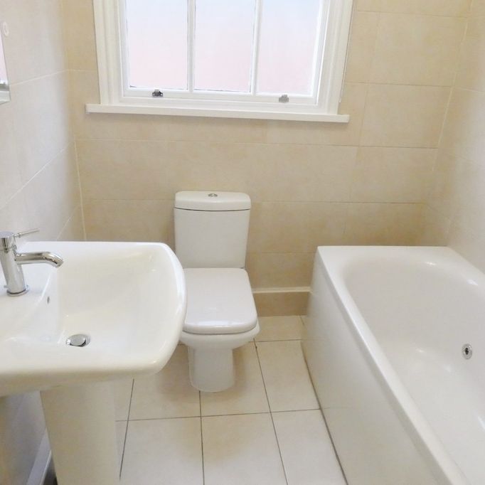 West Cliff, Preston - Photo 1