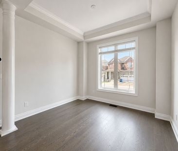 For Lease - 23 Clara May Avenue, East Gwillimbury, Ontario - Photo 4