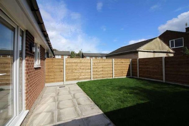 Birch Avenue, Tottington, BL8 - Photo 1