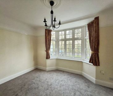 Hensol, PONTYCLUN - Photo 1