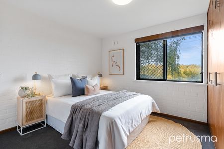 2 / 92 Barrack Street - Photo 2