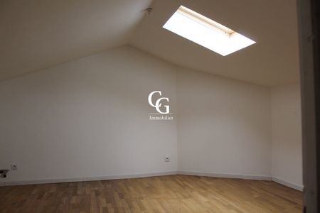 Location Maison 6 pièces 115m² VIEILLEVIGNE 44116 - Photo 5