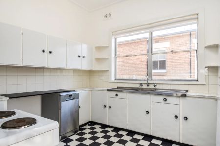 Centrally Located Timeless Beauty! - Photo 4