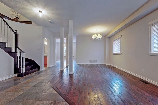 For Lease - 24 Antique Drive, Richmond Hill, Ontario - Photo 1