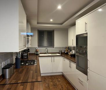 1 bedroom in a house share to rent - Photo 5