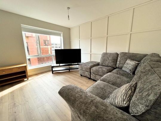 404 College Court Central, Belfast, BT1 6BZ - Photo 1