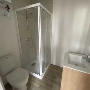 Location Appartement 1 pièces 29 m2 à Saint-Quentin - Photo 3