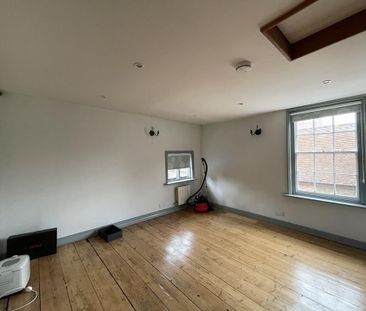 2 bedroom semi-detached house to rent - Photo 4