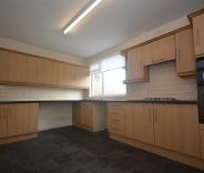 3 bed House - Semi-Detached for Rent - Photo 5